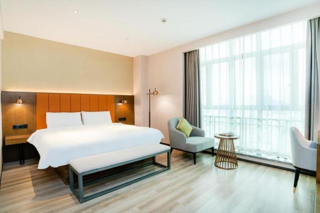 Hotel Yitel Hongqiao Caohejing Hongmei Road Metro Station Shanghai