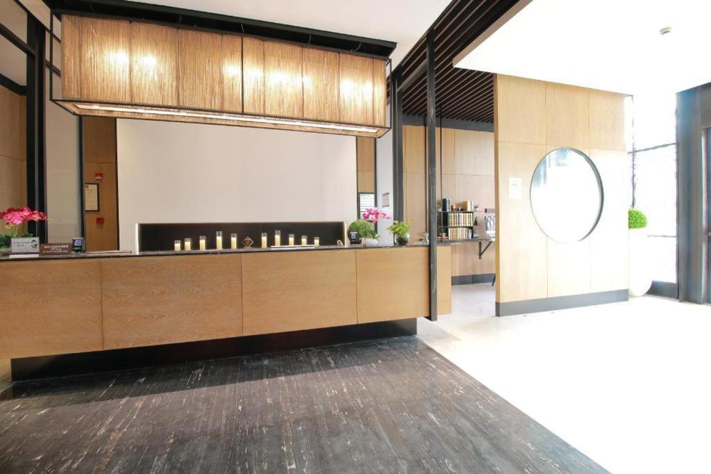 Yitel Hongqiao Caohejing Hongmei Road Metro Station 4* Shanghai