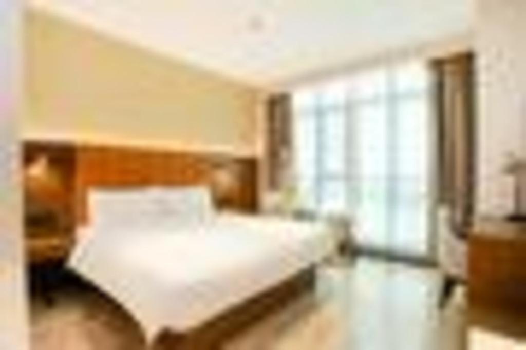 Yitel Hongqiao Caohejing Hongmei Road Metro Station 4* Shanghai