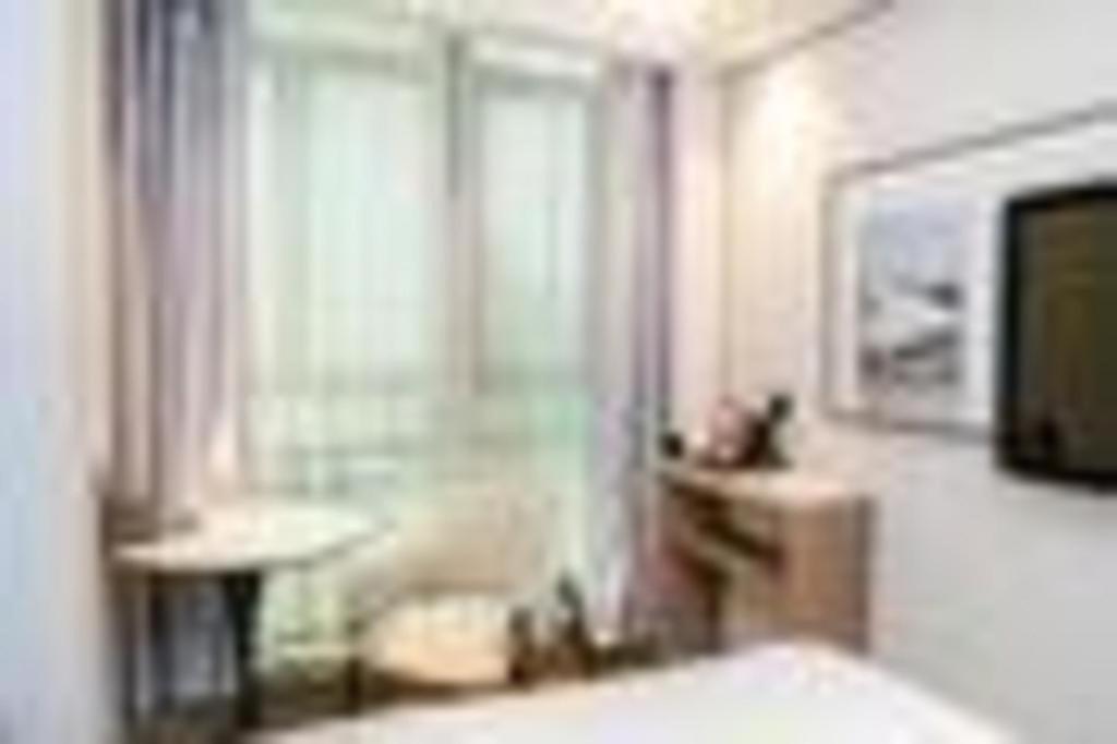Yitel Hongqiao Caohejing Hongmei Road Metro Station Hotel Shanghai